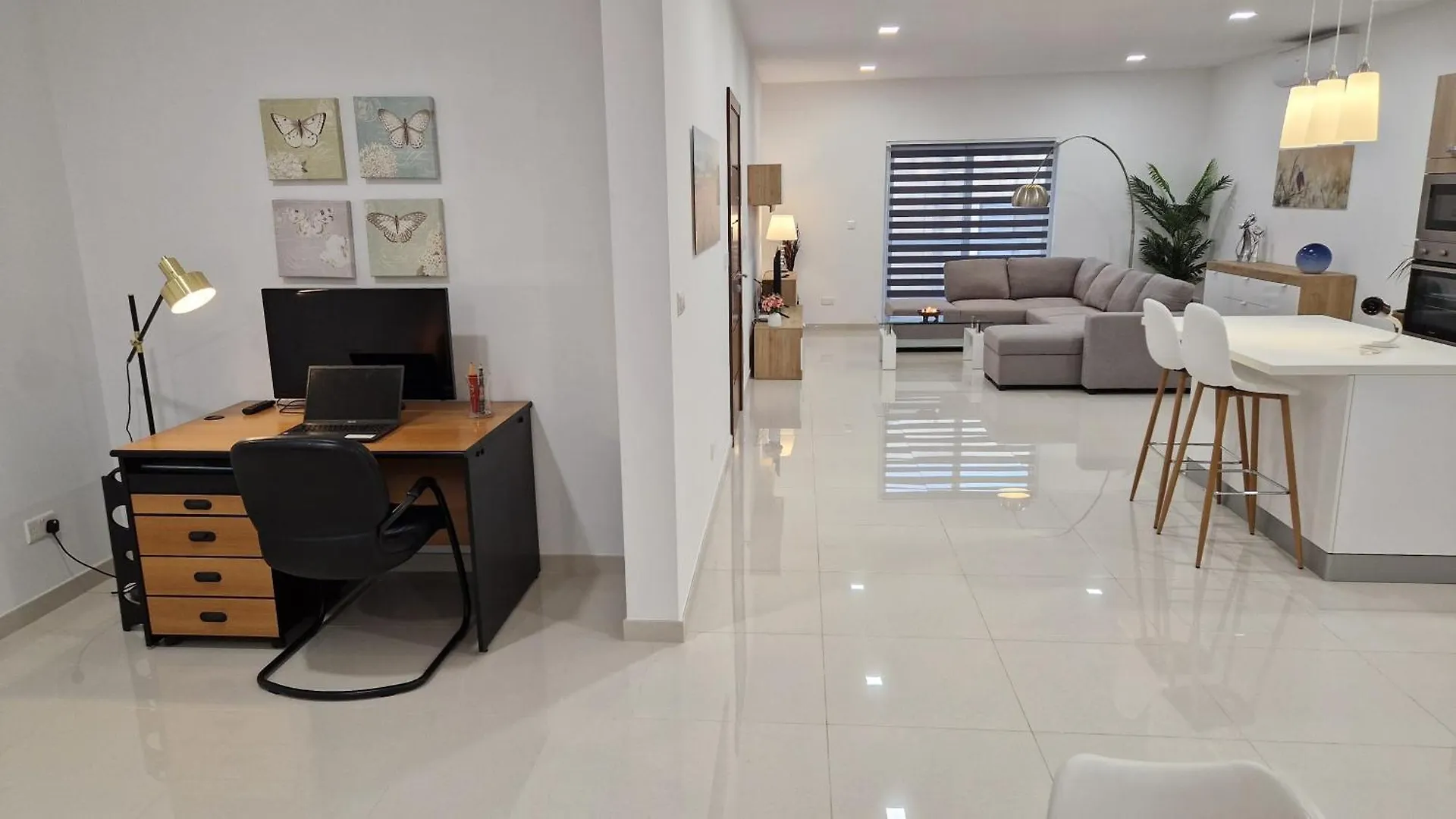 Carousel Apartments Qrendi Malta