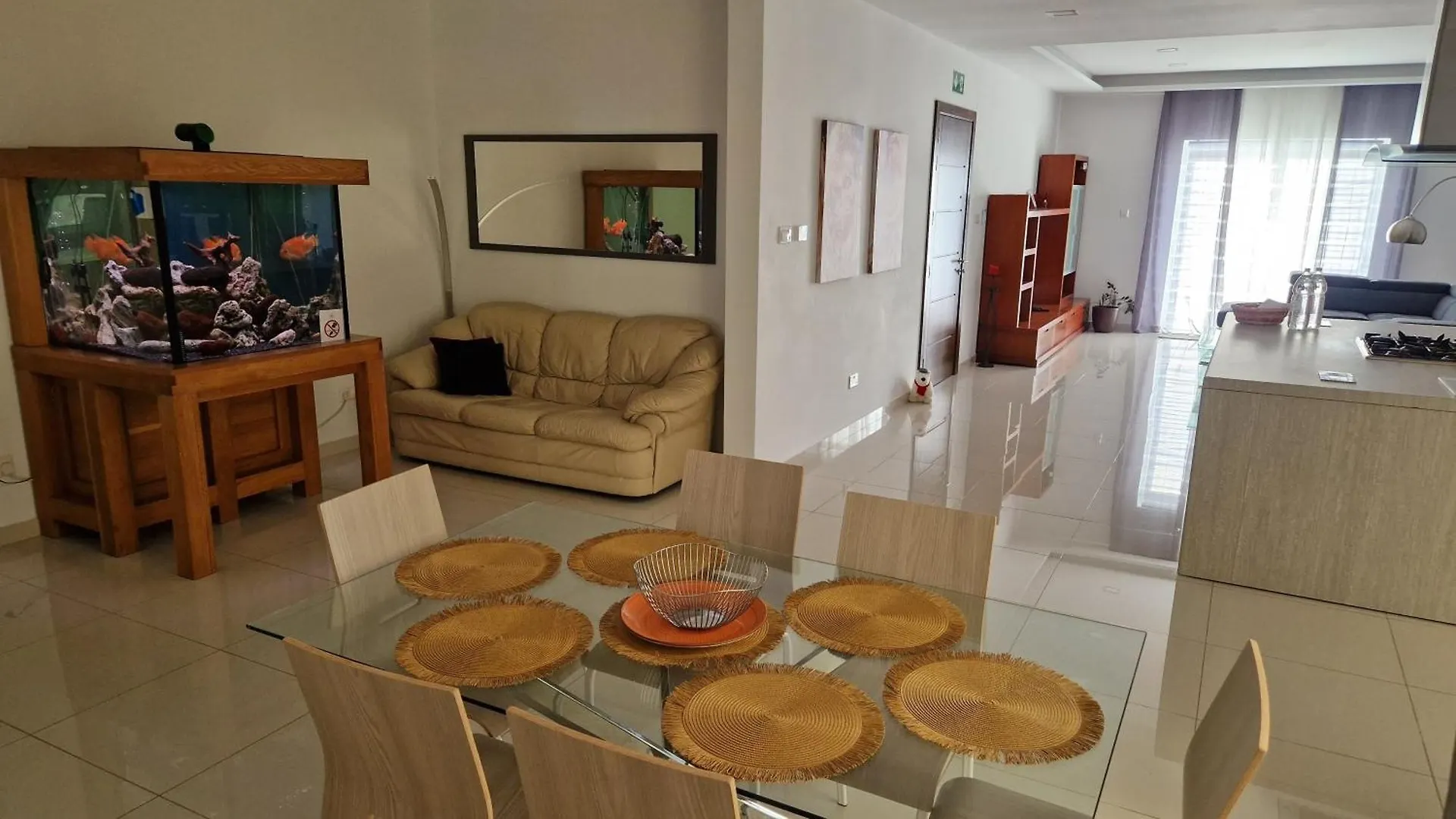 Carousel Apartments Qrendi 0*,  Malta